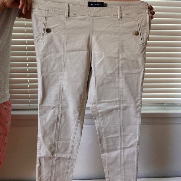 White formal, ankle length pant - Picture 1 of 4
